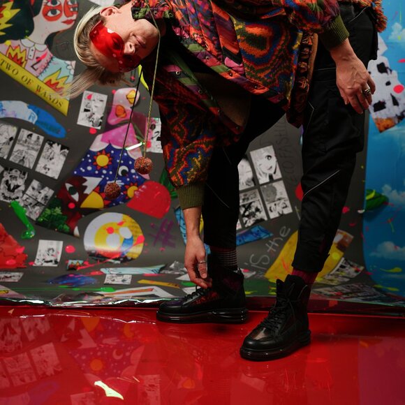 Unique Harajuku Street-Style Men's Fashion Sneakers, Size 10.5 - Picture 9 of 11